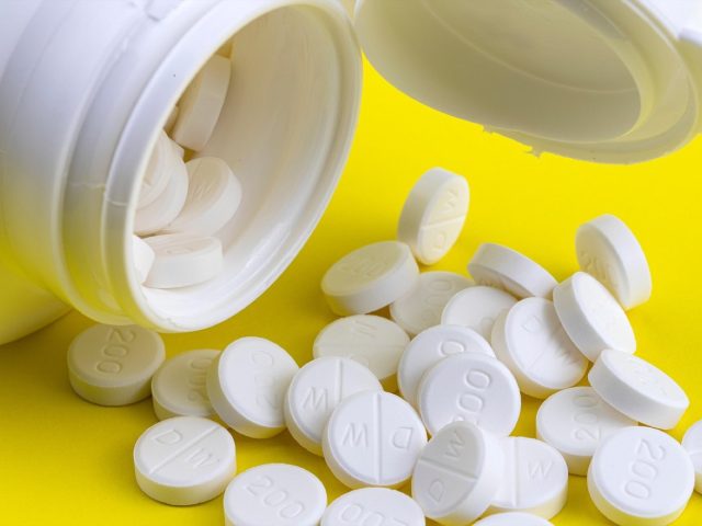 Comparatif compléments articulaires chien : glucosamine, oméga‑3